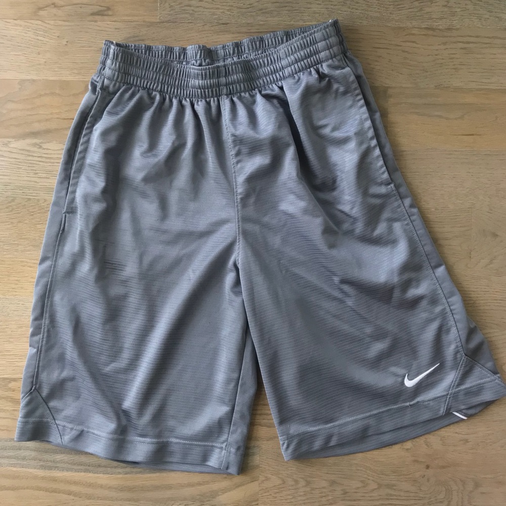 Men’s Nike Shorts - Medium
